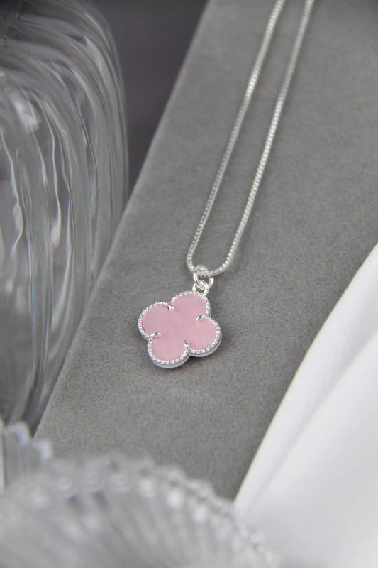 Medium Necklace with Light Pink Clover Pendant - Silver